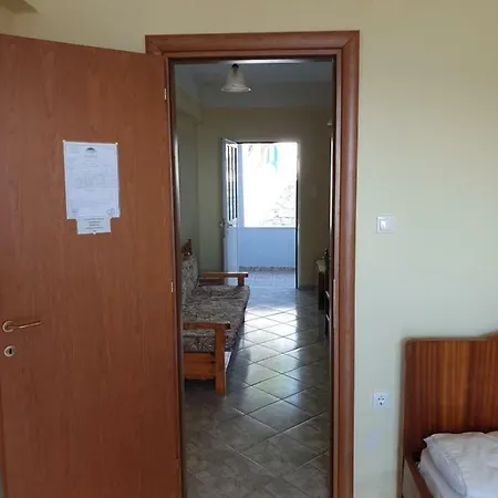 Irida Syros Mégas Yialós-Nítes